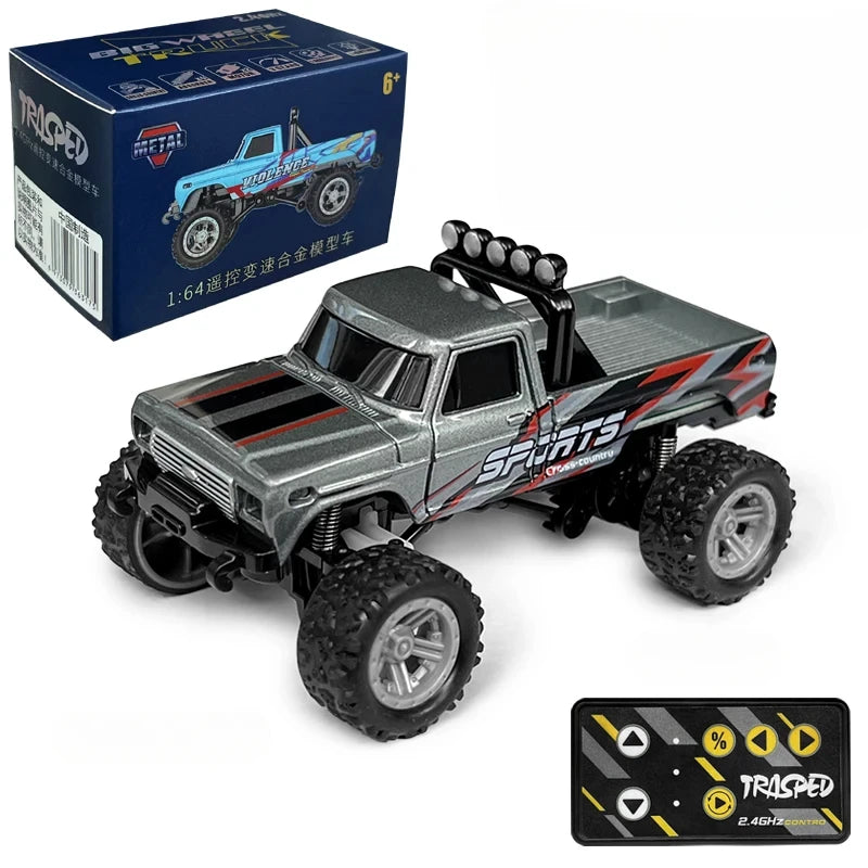 RC Monster Truck Tout-Terrain 1/64 — Mini Voiture d'Escalade Modèle Alliage 2.4G, Télécommande, Véhicule Électrique